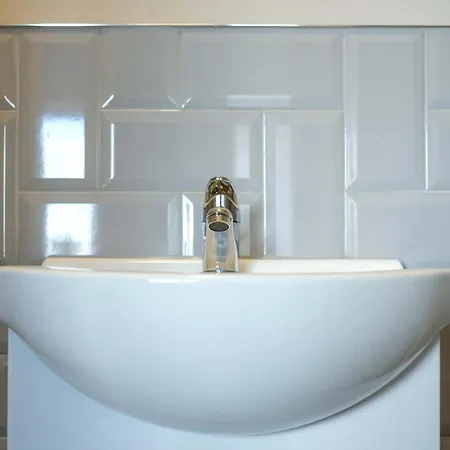 The Willow - 23 Bristol